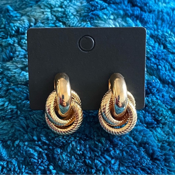 ⚜️3 for $30⚜️ Gold Tone Geometric Textured Dangle Earrings (Art Deco, Drop) - Picture 4 of 11